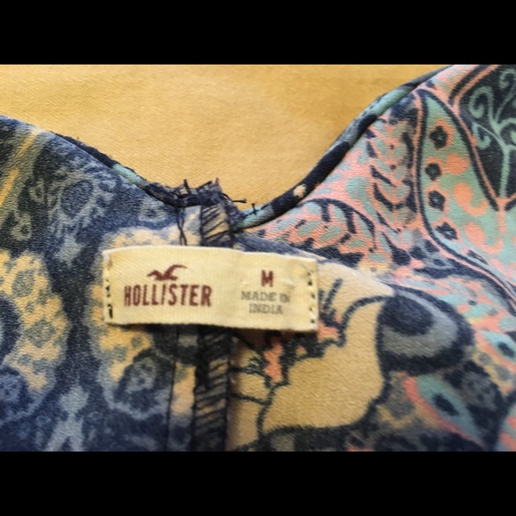 Hollister Paisley Print Dress - Picture 7 of 7
